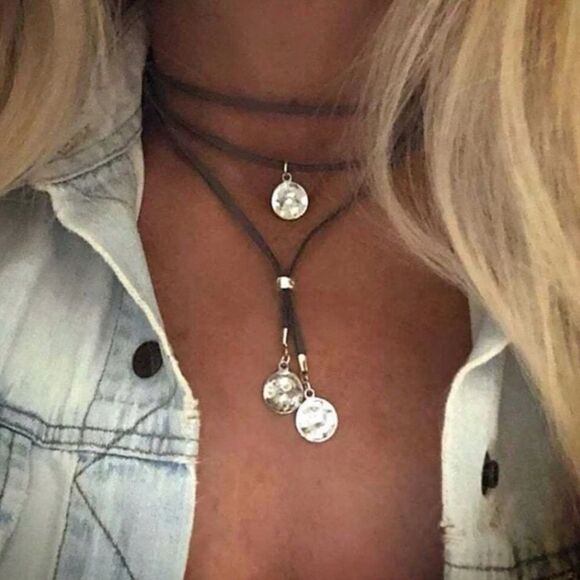 Free People Jewelry - Elegant Silver Pendant Necklace A1474